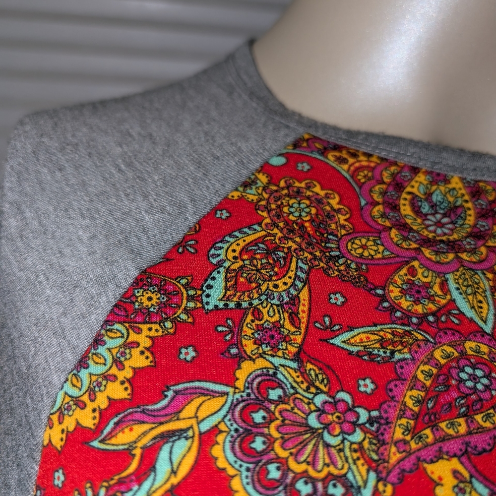 LuLaRoe Multicolor Paisley Top